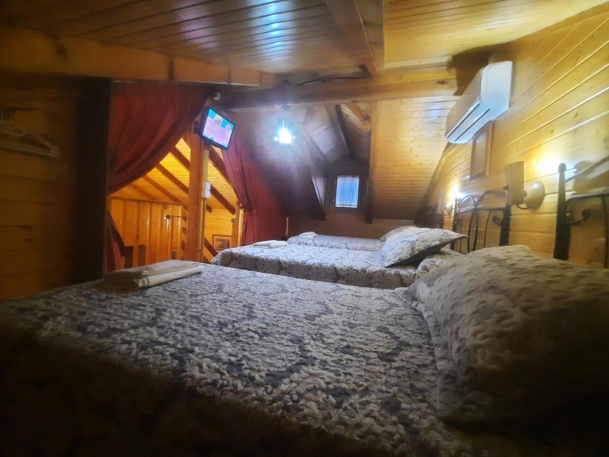 Cabanas De Madera El Rinconcillo Аройо Фрио Екстериор снимка